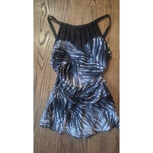 Alisha Levine Black & White Slimming Skirted One-Piece Swimsuit Women's Size 10